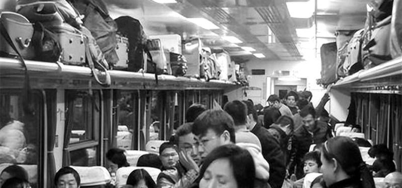 2001年2月11日，开往武昌的K148次列车上，76名假扮成农民工的歹徒在成都