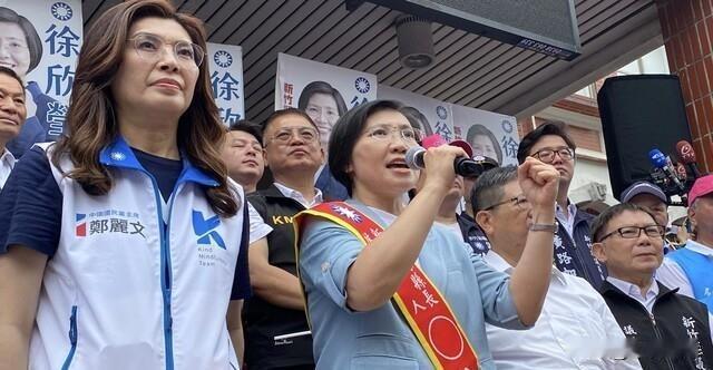 蓝白协调不下五六次，竹北谈不拢源自于白营，并非徐欣莹？就在9月3日，郑丽文前往新