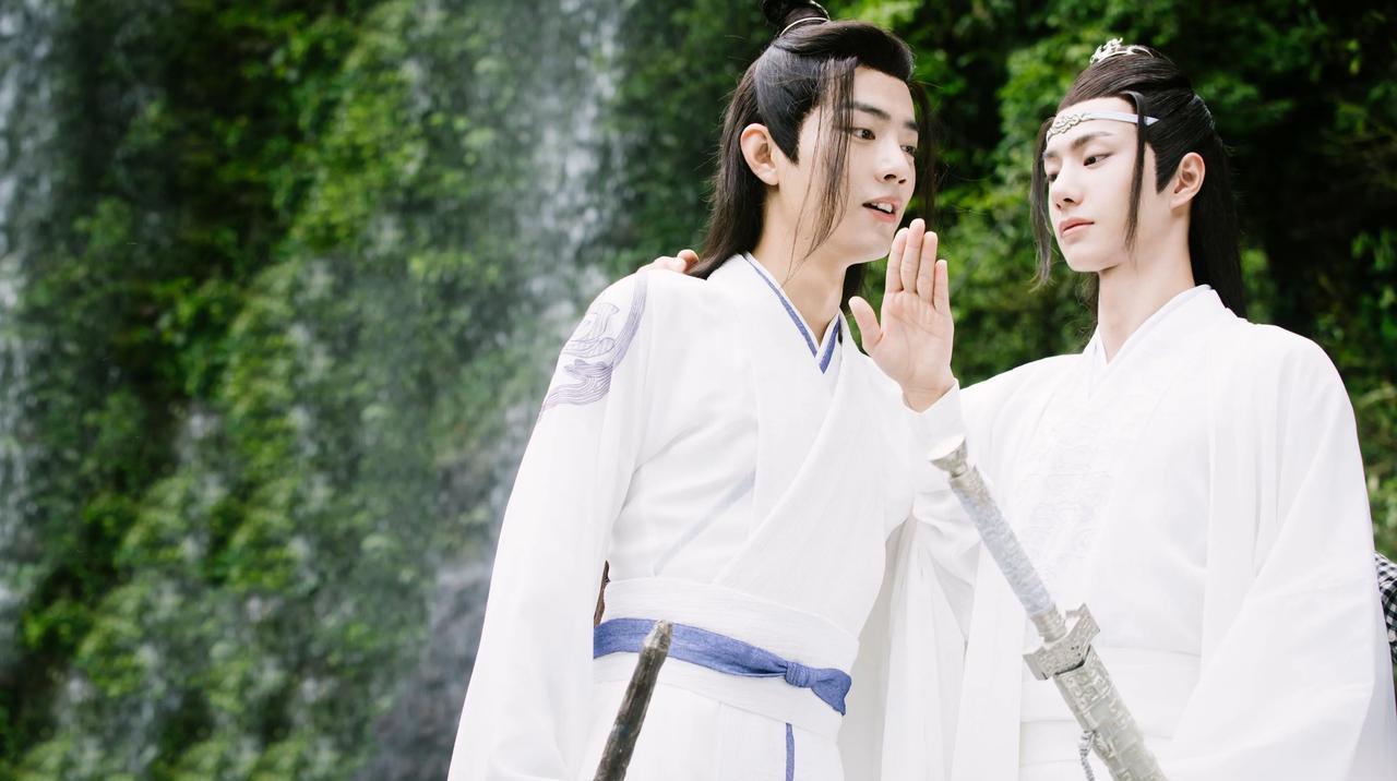 #为什么那么多人喜欢看陈情令花絮#因为花絮很好看，《陈情令》的热播，肖战和王一
