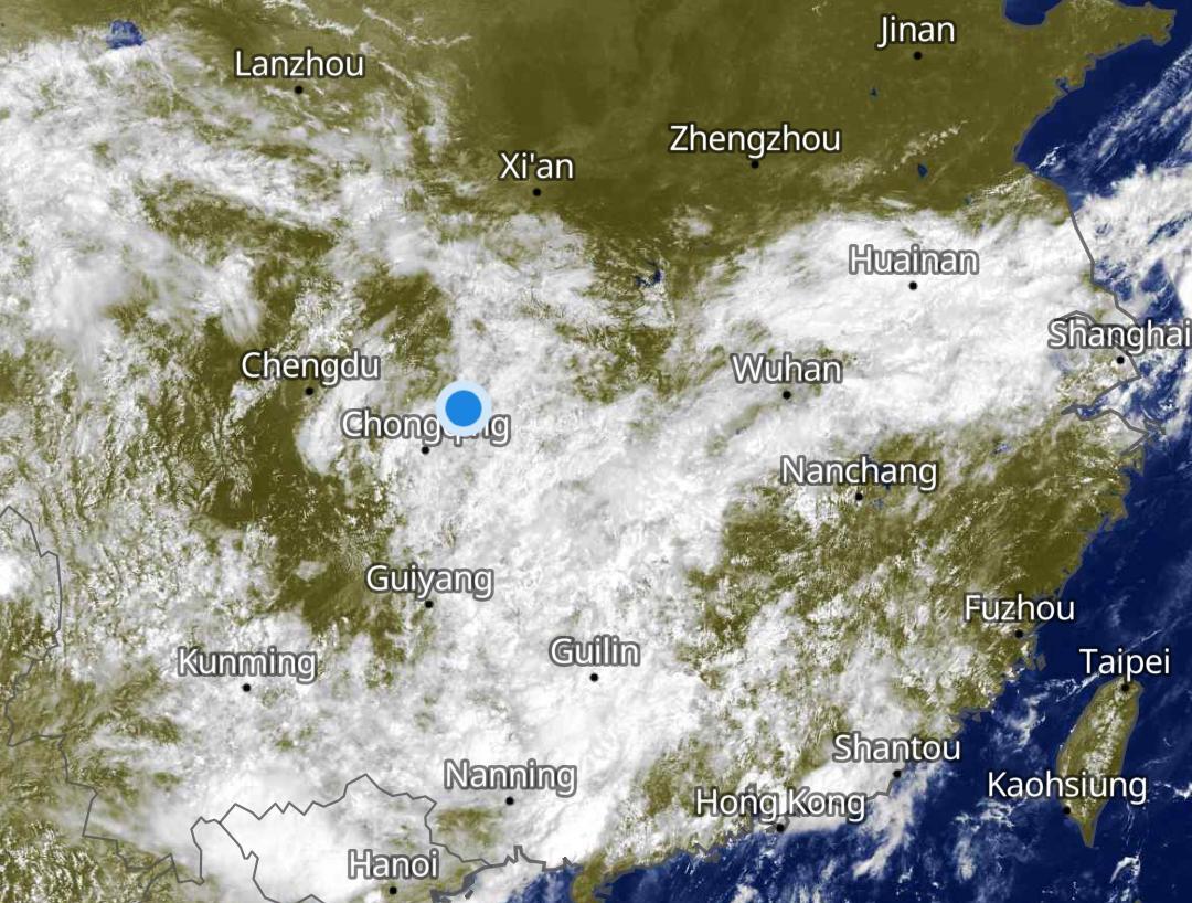 从今天的天气图实况来看，今天我国南方大部依然受到副热带高压的影响。不过从70