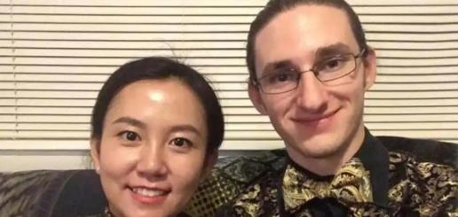 “别用亚洲人的脏习惯喂我的孩子！”2019年美国一男子不断攻击中国籍的妻子，谁知