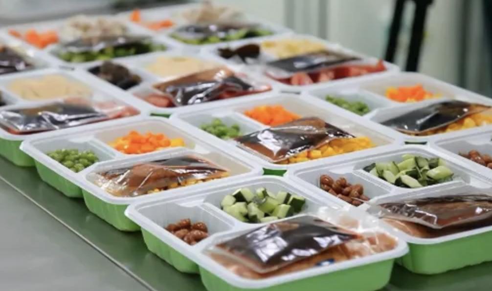 肯定不接受啊！中华文明五千年，“吃新鲜的食材”这个观念早已是我们骨髓里的印记
