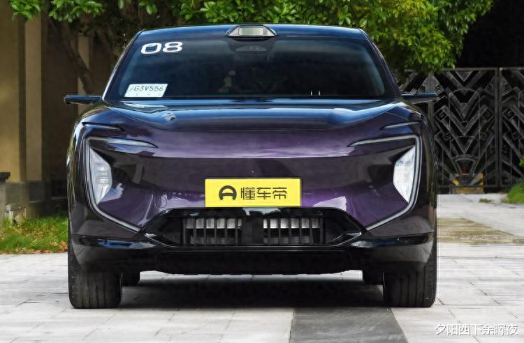 昆仑增程+华为乾昆智驾加持,为何说阿维塔07可以“闭眼入”