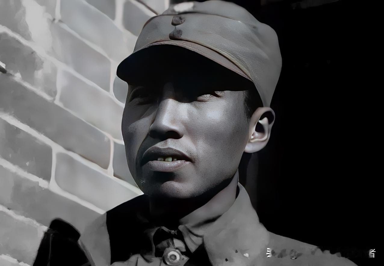 腊月三十，祁县饭庄，31个八路军围住40个鬼子。队长下令：砸碗！1942年