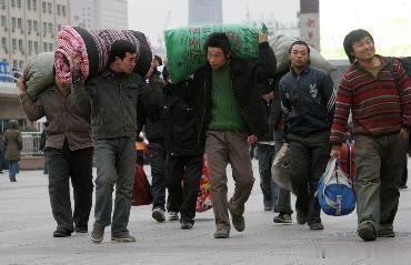 做为湖北人，我的感受是：出门在外湖北人对湖北人，比哪个地方的人对湖北人都要狠。特
