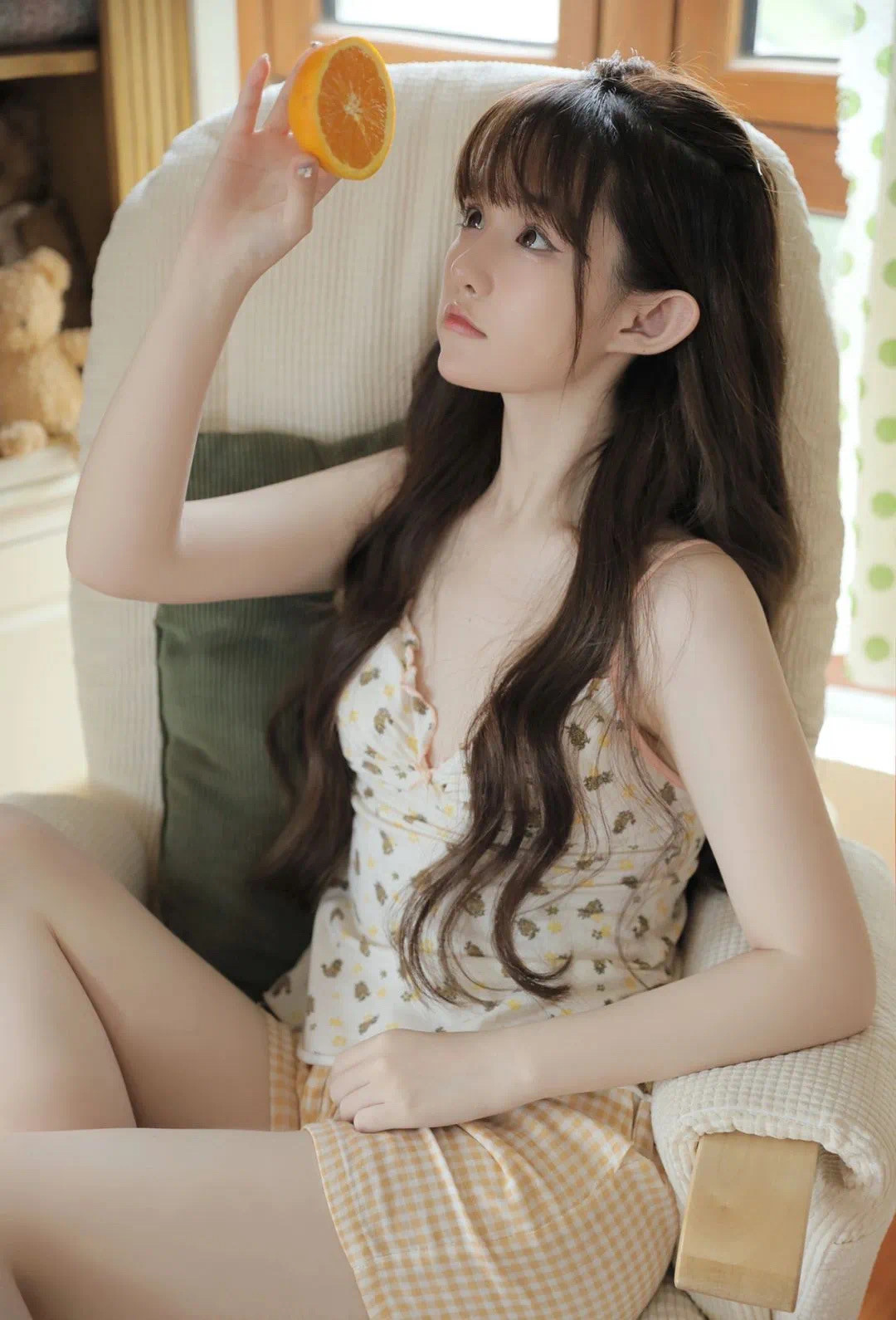 禁欲系美人上线，敢挑战同款妆容？