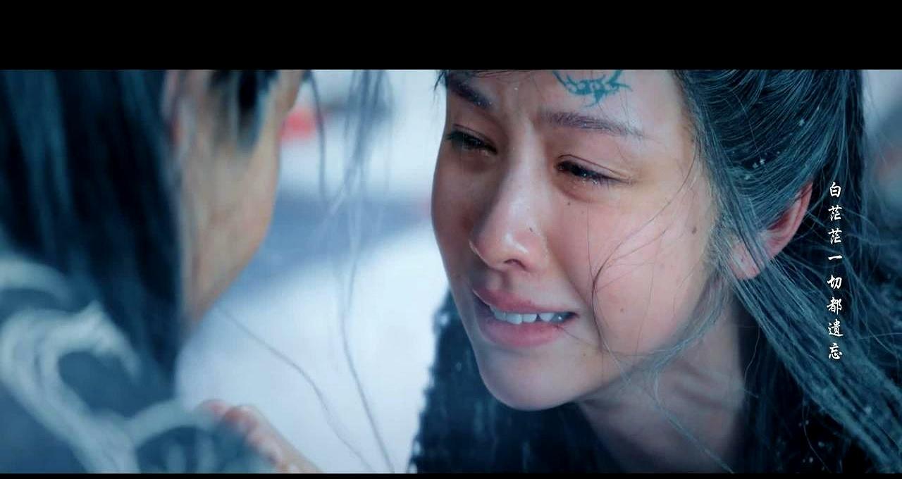 《月鳞绮纪》反转太炸了！露芜衣戴了半辈子的娘亲遗物，竟在日夜喂养地底毒卵