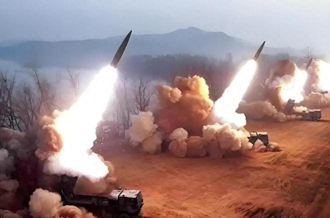 乌克兰跟俄罗斯打了四年多，恐怕不止用8000枚导弹少说用了100万发导弹，也只是