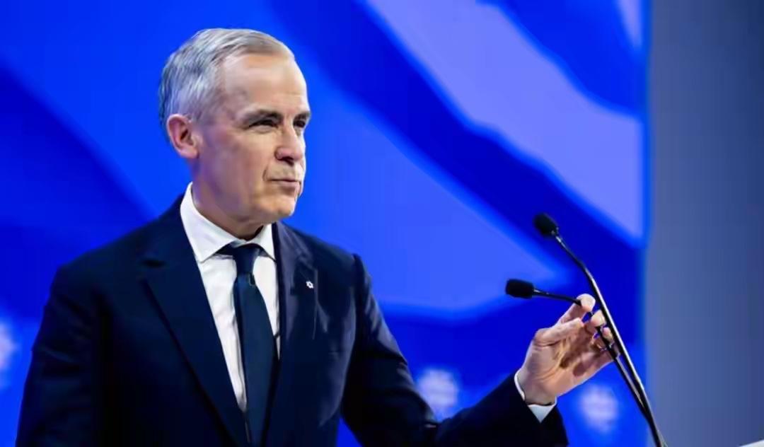 旧秩序已灭亡，中国包机飞抵瑞士，一待就是4天，特朗普满盘皆输1月20号，在瑞