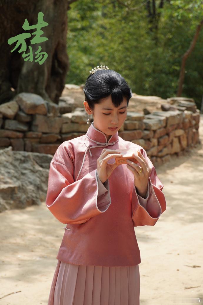 没人比邢菲更爱宁苏苏确实是被低估的90花，能不能多给邢菲递点这个类型的本子呀，