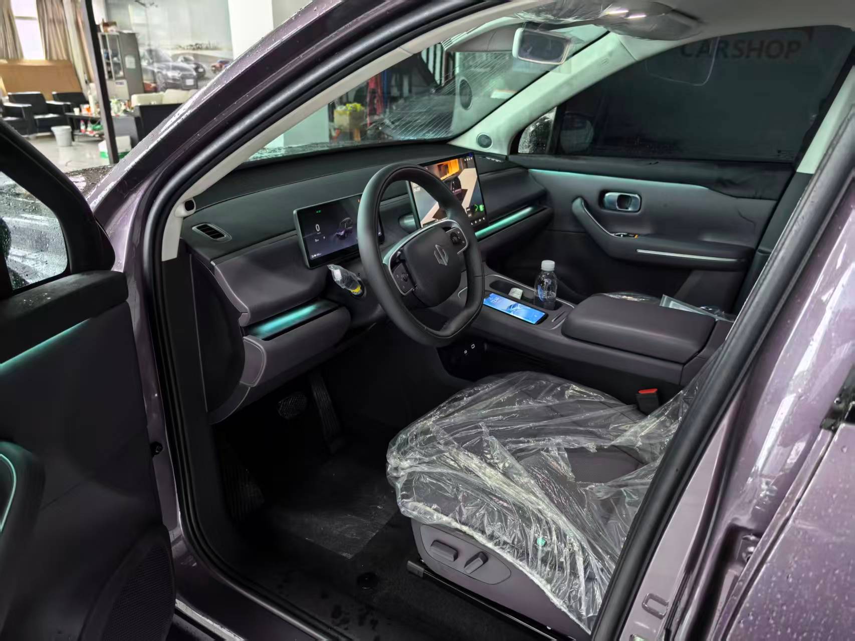 26年4月9日刚刚上牌的26款零跑C10605悦享版，指导价12.88万+1万