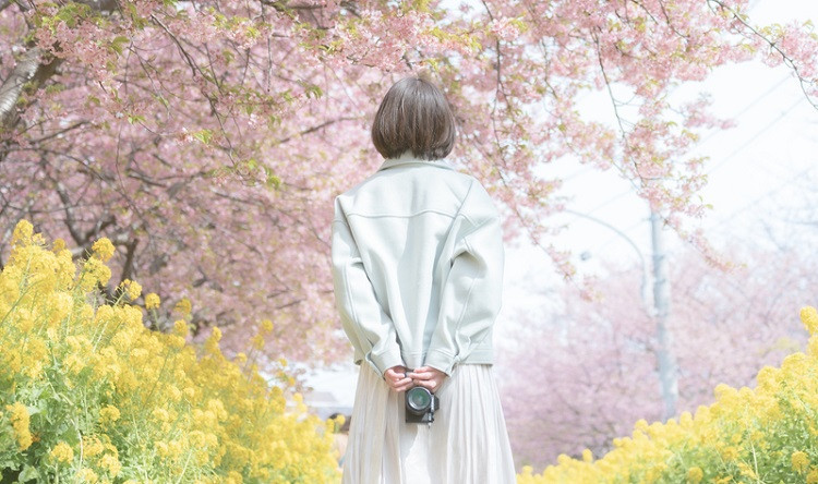 恋爱时，女人最反感男人的这8个举动：1、恋爱不久，就动手动脚，比如刚认识就想牵