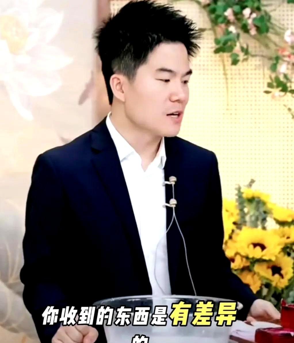 董宇辉终于说这件事了。宇辉提到，如果在与辉同行买过的东西，他们不挂链接了，你去