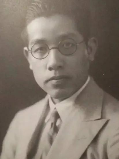 令人痛恨，汪精卫秘书充当日本人间谍，导致作战计划泄露，日军舰队逃出包围圈！