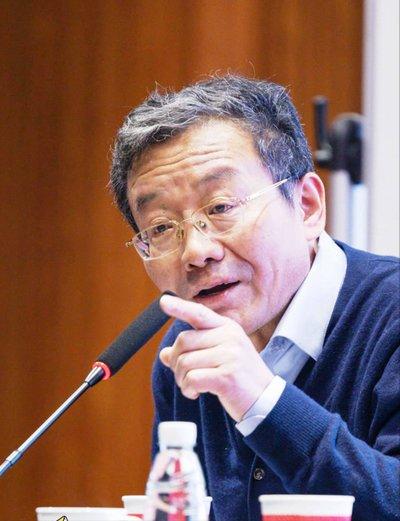 复旦大学教授王德峰，撕开了中国社会当下最大的遮羞布，振聋发聩！他说：“今日之中国