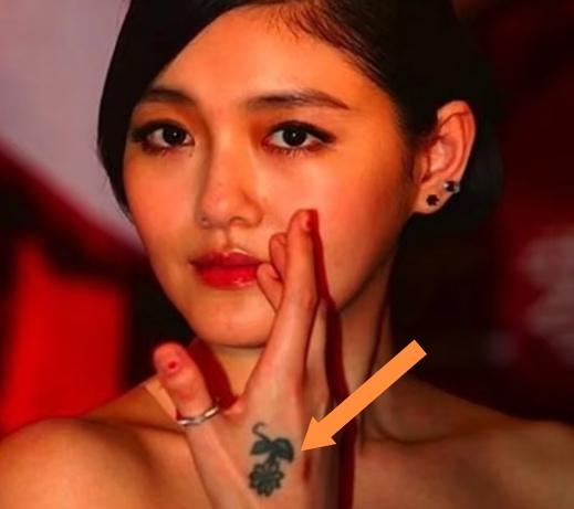 大S生前对美的追求一直特别清晰、特别精准，每次都能踩在流行最前面，又快又稳。她本