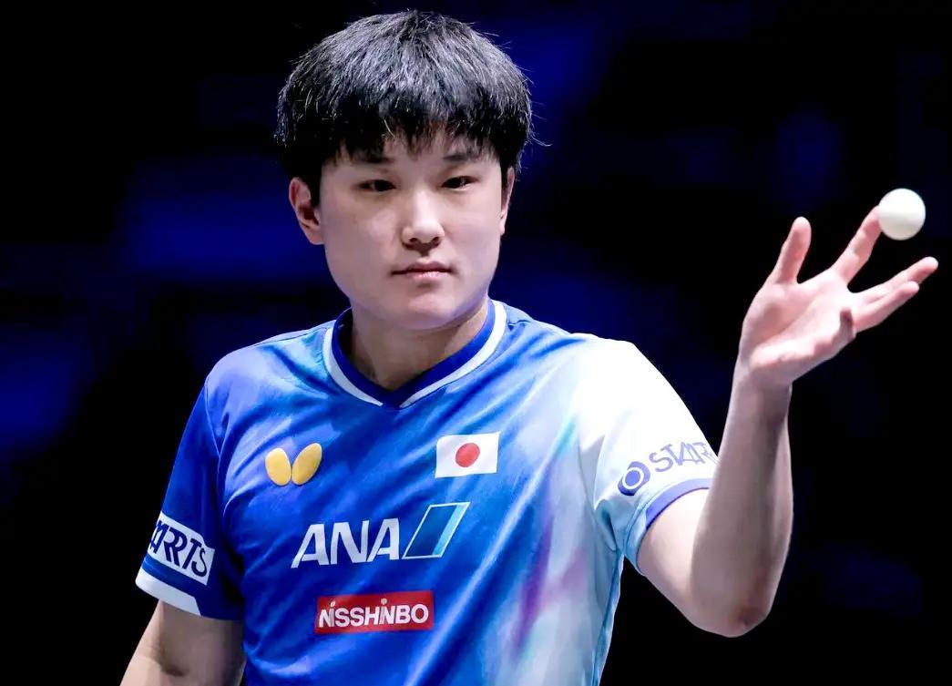 张本智和最大的失误，就是横滨冠军赛赢了中国队员获得冠军后，没有底线的狂傲，一个小