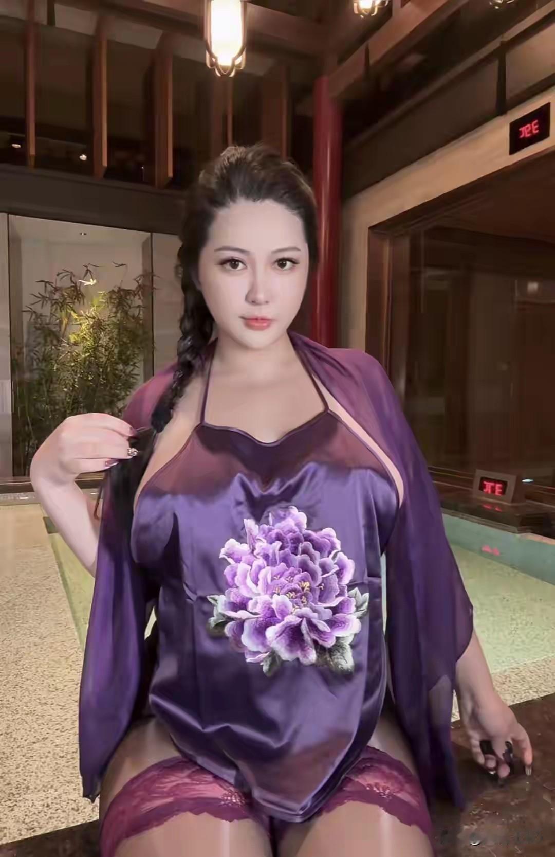 颜值在线！丰腴之美仅供欣赏！