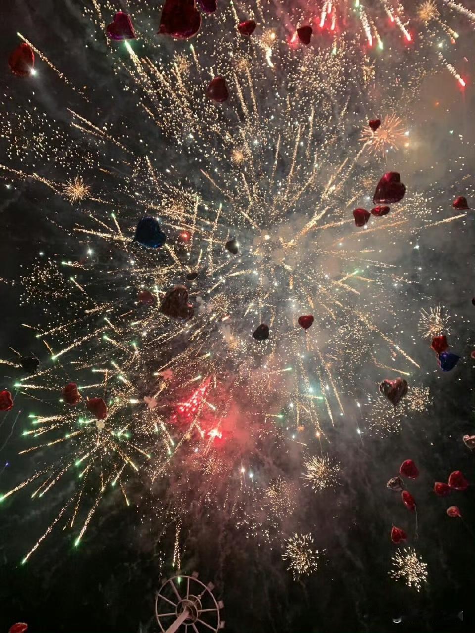 分享壁纸、头像、背景图壁纸背景图高级质感背景图