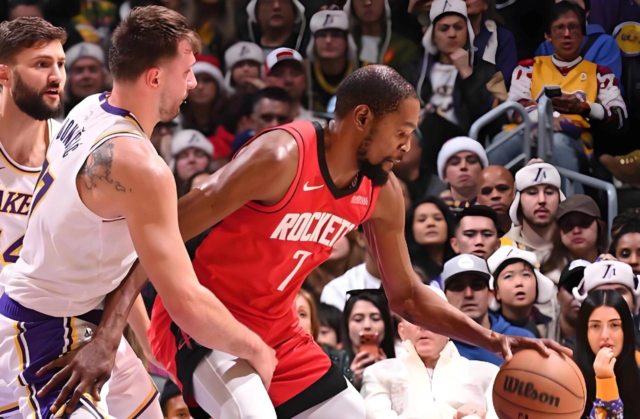 生死战！申京复出难救火箭，乌度卡迎执教大考，湖人剑指双杀！明日背靠背火湖大