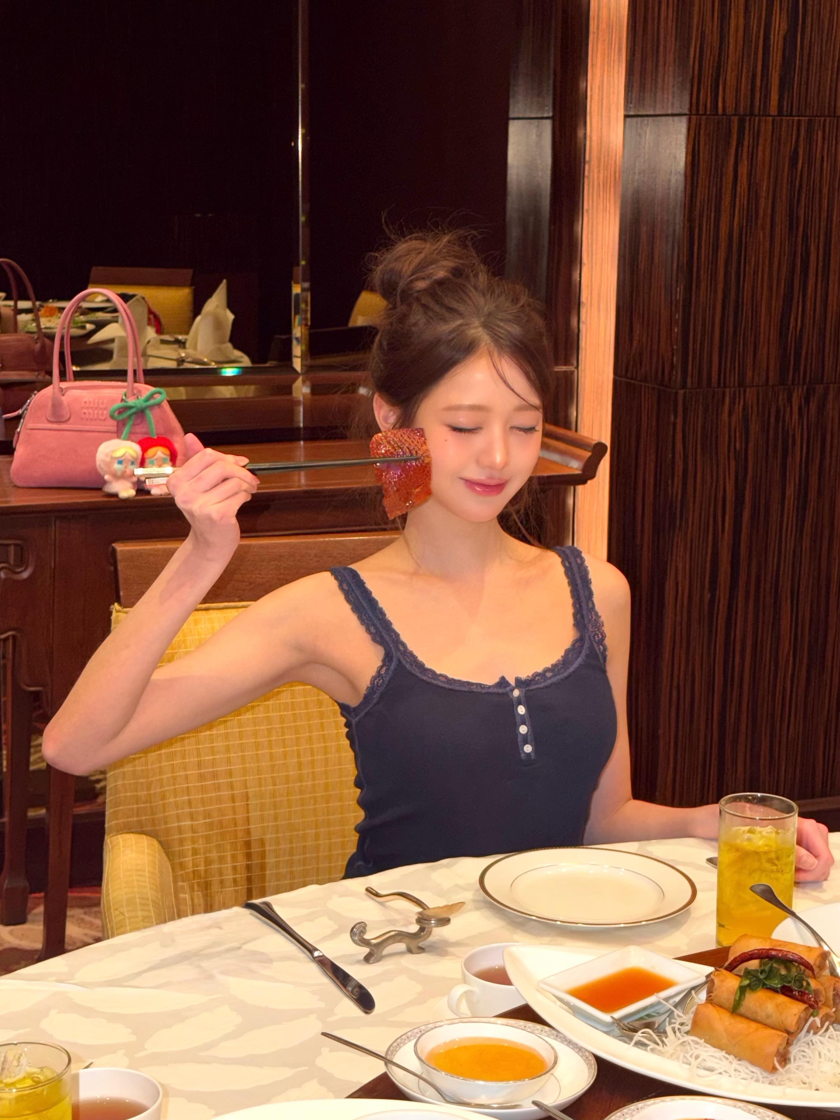 张元英