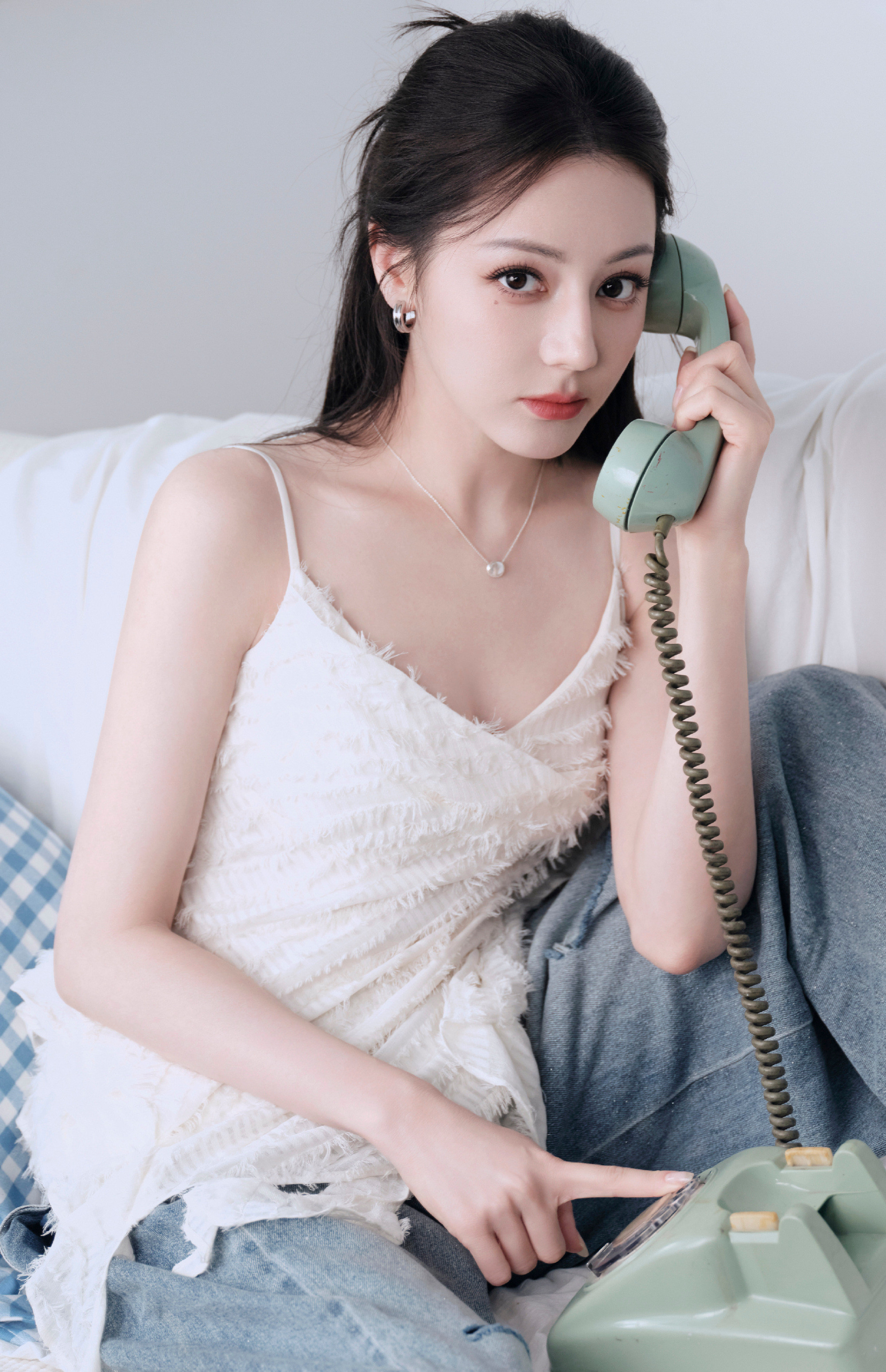 （3332）美女高清图集-迪丽热巴
