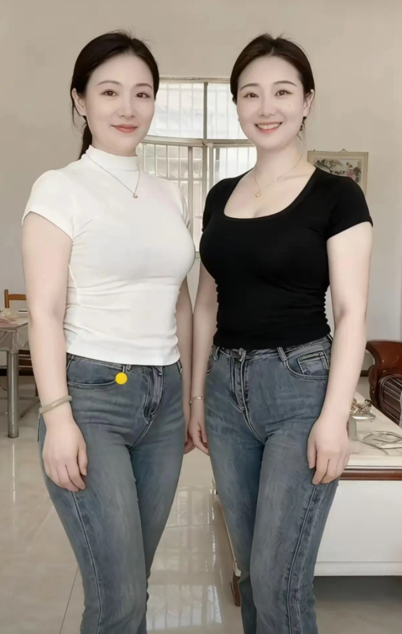 两个美女，如果都不要彩礼，只要求你天天下班回家，你愿意吗？