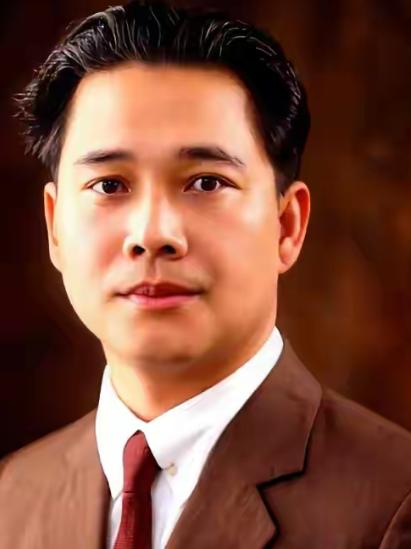 汪精卫死后，其妻陈璧君出于某种心理，往他坟里灌了5吨碎钢铁，浇筑成一个铁疙瘩，以