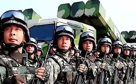 军事专家戴旭最近翻出一笔跨越百年的旧账。一句话直接挑破了一个让人后背冒冷汗的惯