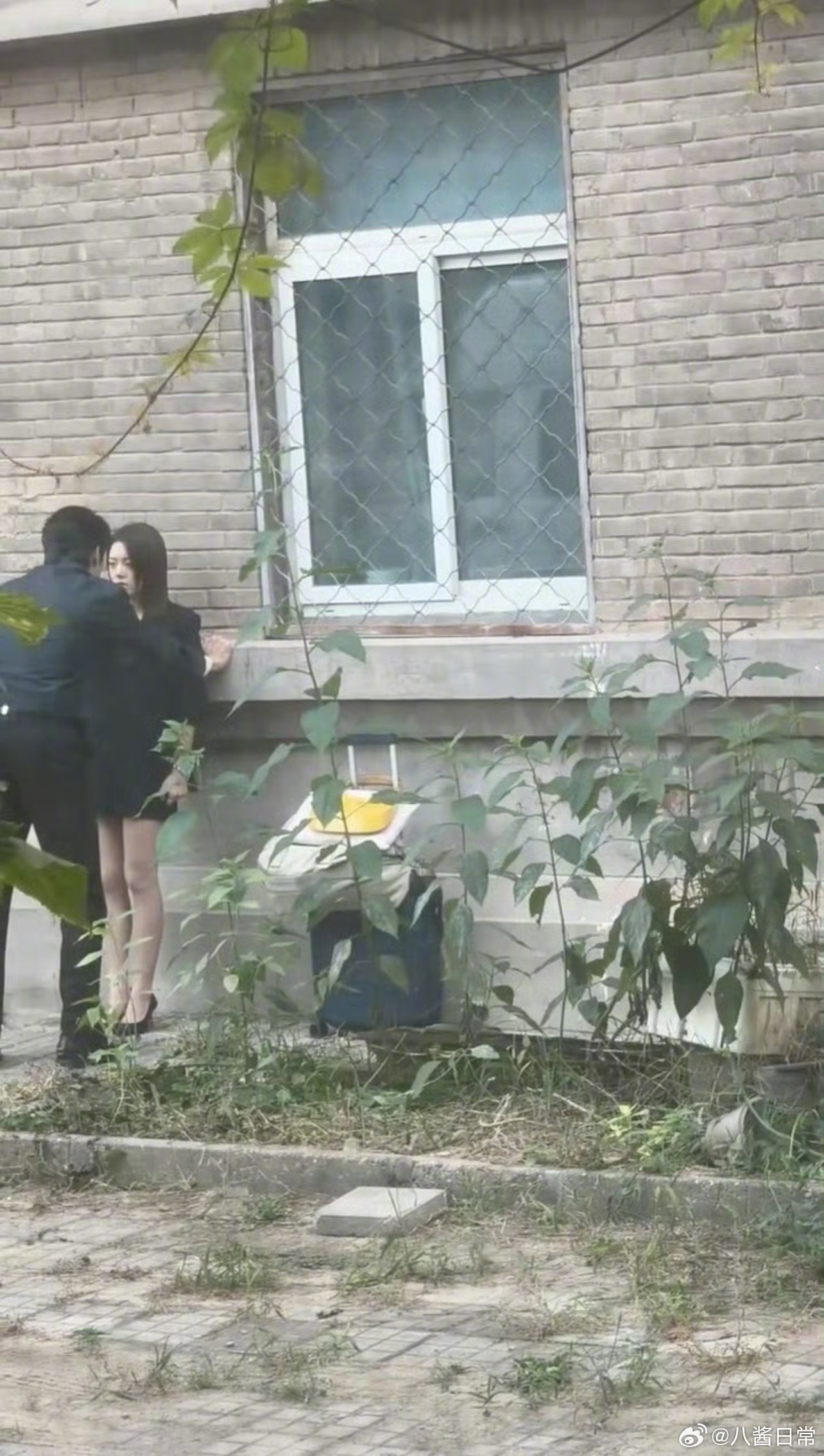 《无可替代》赵今麦倒在魏大勋怀里路透​​​