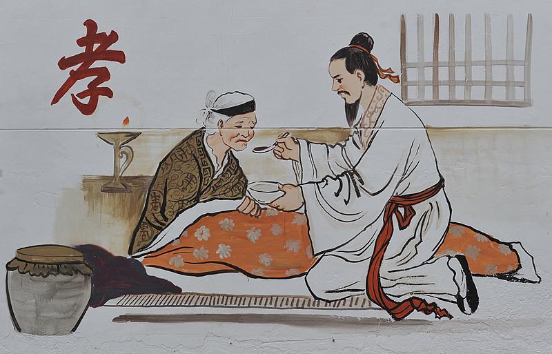 看到一句很痛心的话：“人性最大的讽刺：10万块钱给儿女眼都不眨，1万块钱给