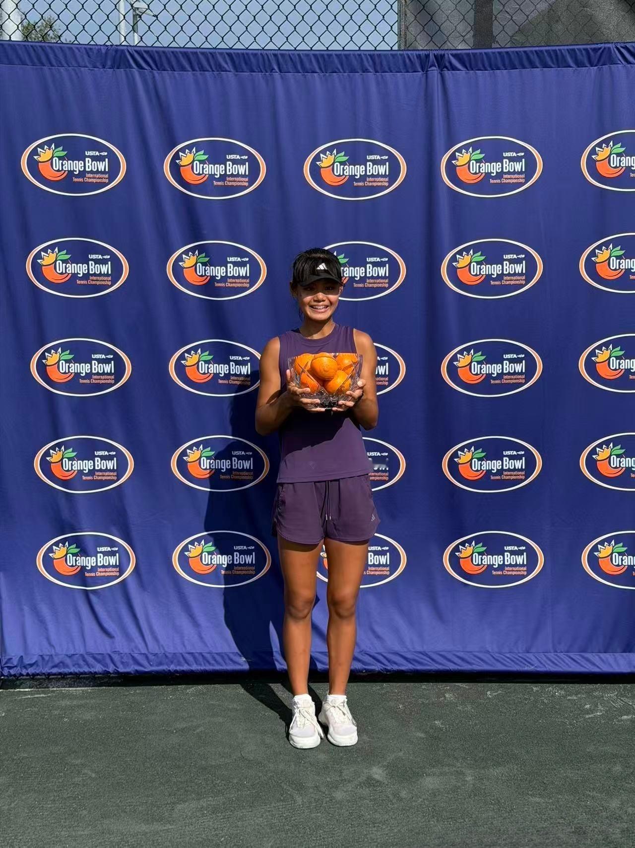 中国大陆球员在橘子碗U18组单打(含金量最高的组别)三进决赛⬇️2025：孙心然