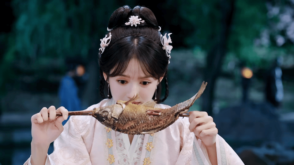 鹤男张耀内娱终于有CP张嘴了鹤男张耀的CP感快溢出屏幕了！一个眼神灵动戏好，