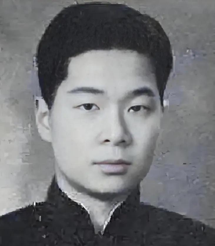 1939年，40岁的白兰花勾引宋霭龄23岁的儿子，在马尼拉成婚。宋霭龄气得浑身颤