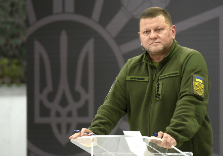 扎卢日内危险了？乌克兰前武装部队总司令及现任驻英国大使。但是有苗头对扎卢日内
