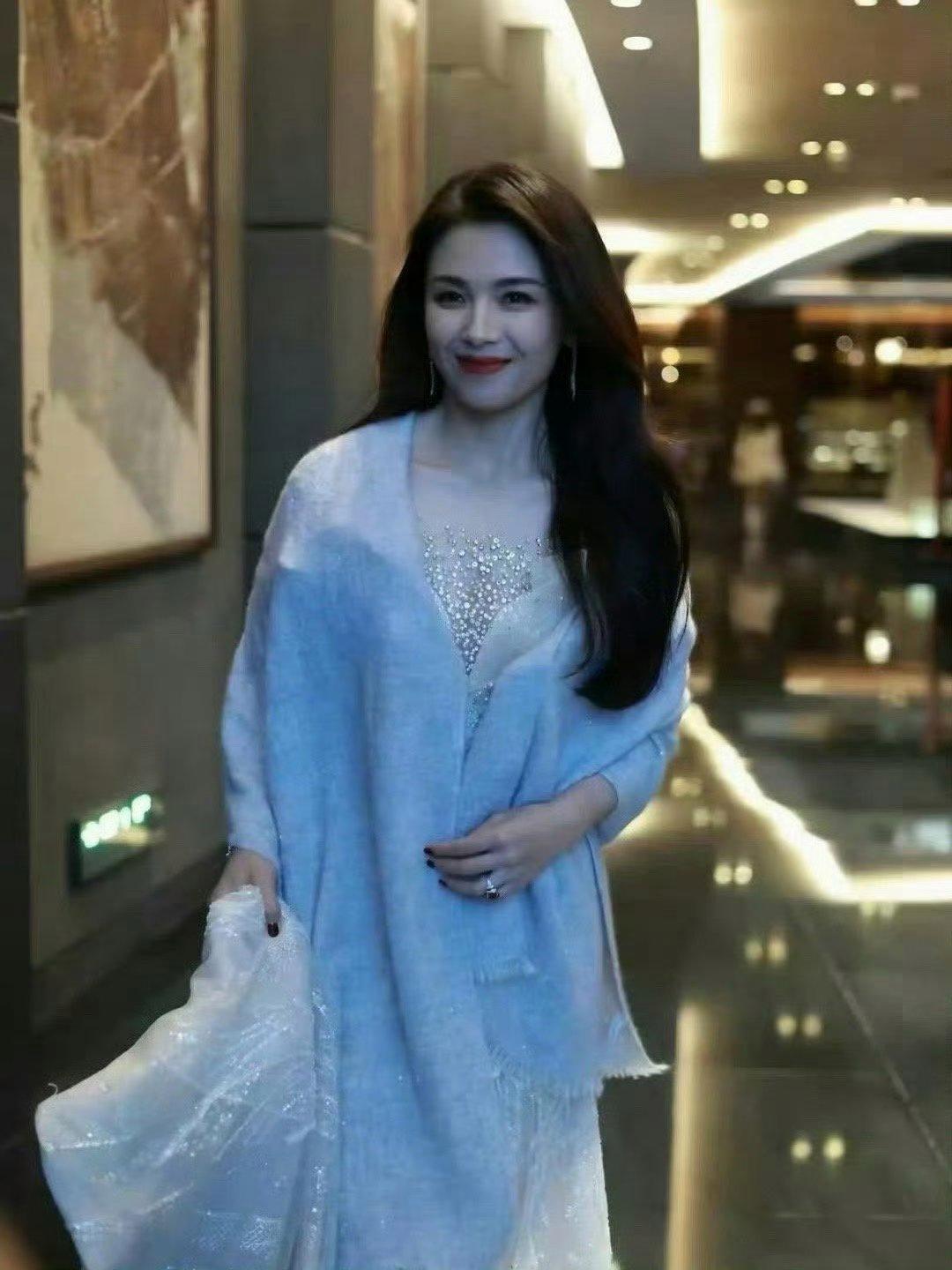 刘涛年纪越大反而越美，47了看上去像30多的。