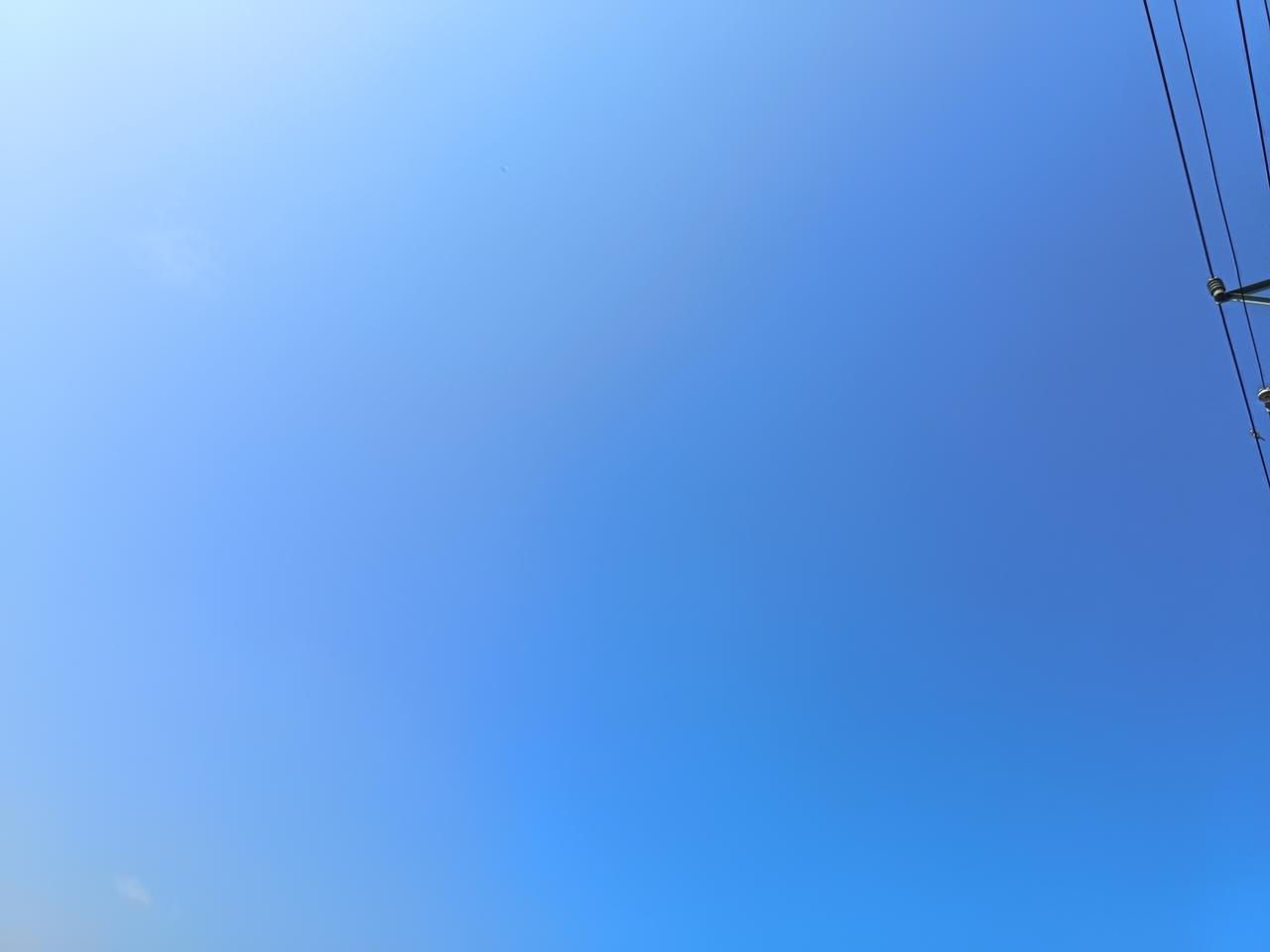 隔壁小区的一个大姐今年都五十多岁了，提起她的前夫仍念念不忘，小区里所有的住户都很