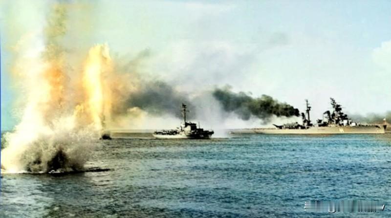 1941年8月26-27日，苏联海军波罗的海舰队的军舰开始从塔林撤往克朗施塔徳。