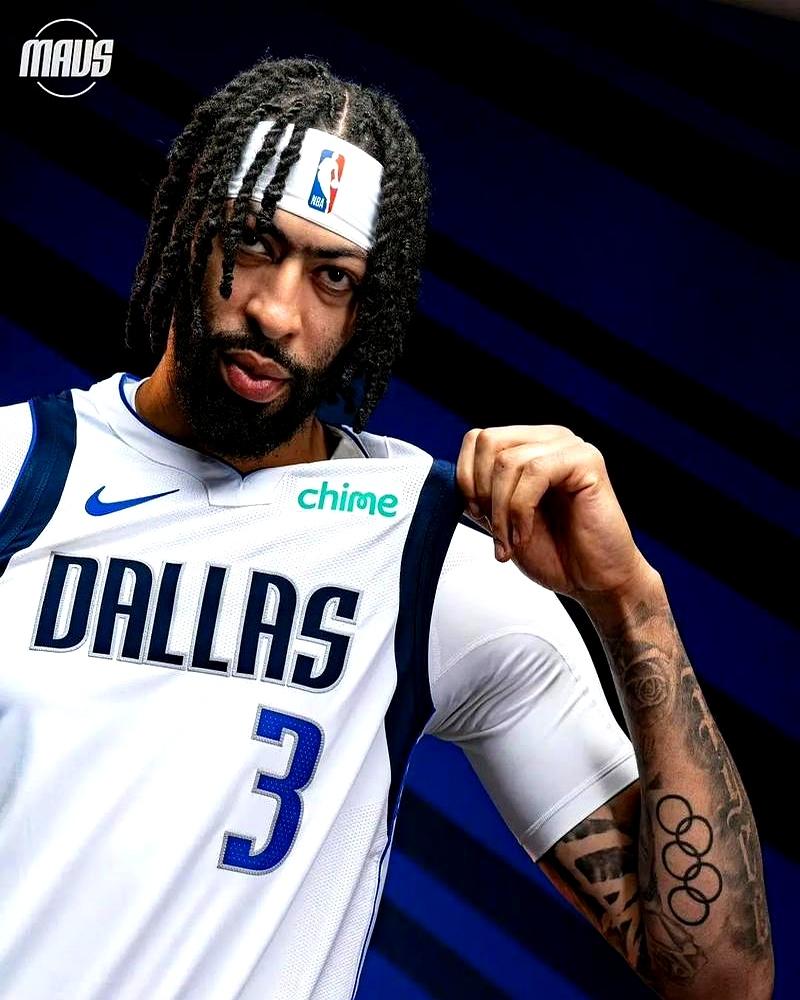 浓眉是完美适配快船现有阵容的，如果保持健康的话若浓眉保持健康，能根治快船