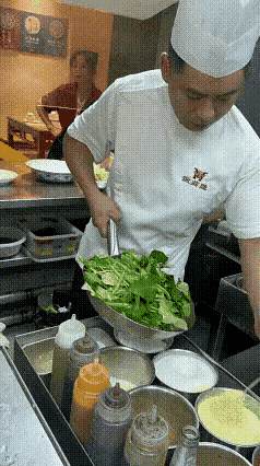 速炒青菜，10秒出锅[大笑]
