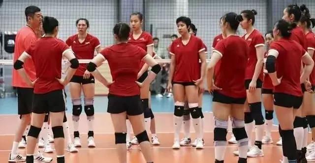 江苏女排：排管中心的‘玄学’宠儿？[🤔]「神级待遇」：