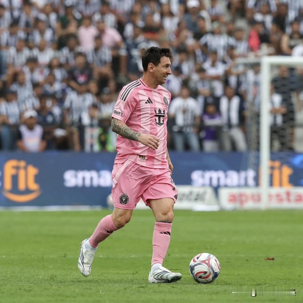 因为梅西的加入，迈阿密国际的市值已经呈指数趋势增长，据悉，梅西效力的迈阿密国