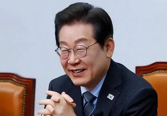 最近听韩国专家说，要是中日真打起来，全世界没几个国家能从中国占便宜，仔细想想确实