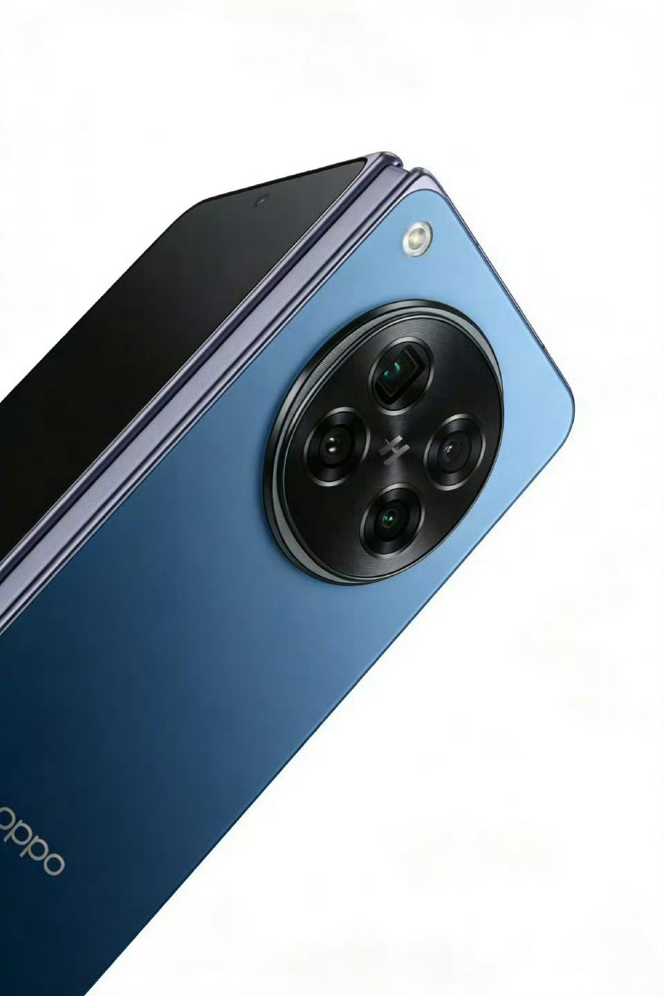 oppofindn6这蓝色感觉还可以啊，外观和前代没啥区别，属于中规中矩不