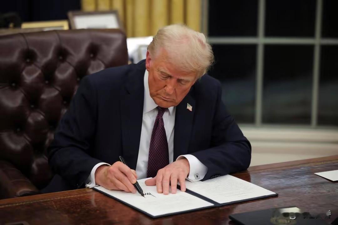 美国玩硬的不行,又玩起了软的一套,美国人放出话来,中国在稀土上对美国能不能大度一