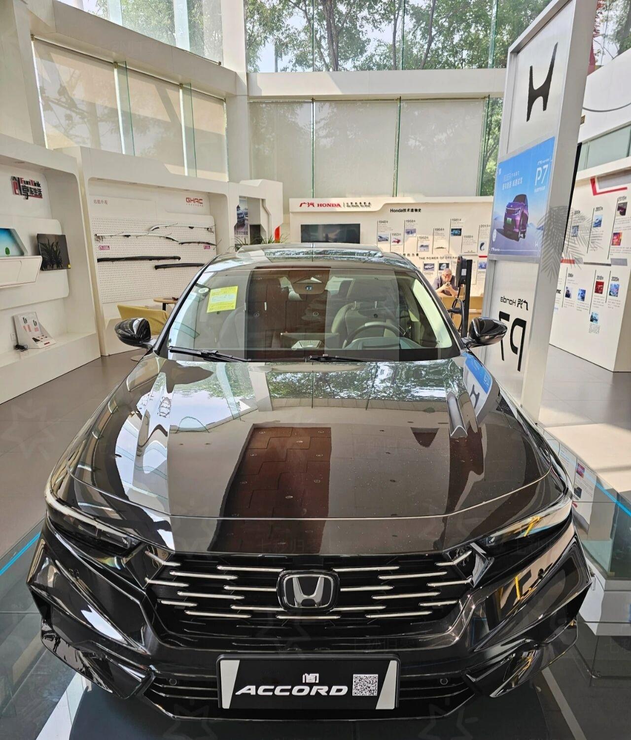 2025年了，还会有人选择本田雅阁吗？2025年还冲雅阁？11代运动版香到上