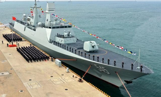 解放军护卫舰悄悄升级，反潜网越织越密，美国潜艇不好混了？最近，解放军海军新一