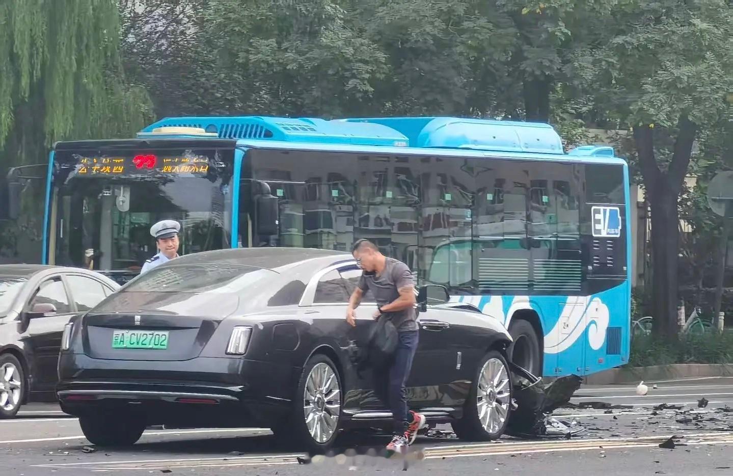 这是你的车吗陈震同学​​​