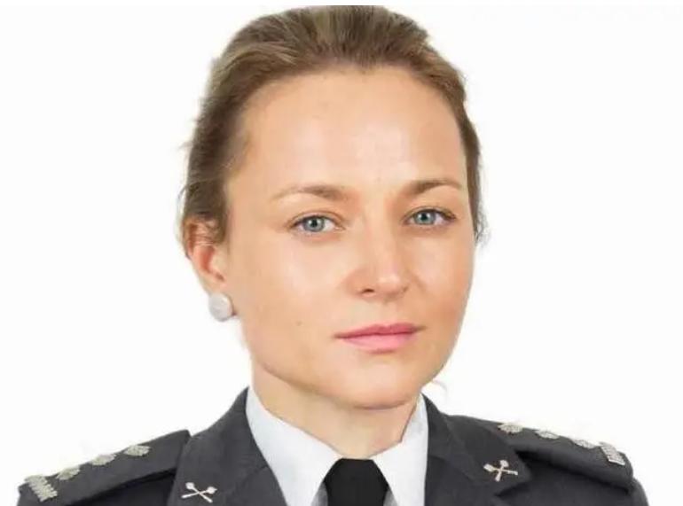俄军逮到一条大鱼，精准打死乌克兰国家保卫局女上校，瓦伦蒂娜·萨维茨卡上校！