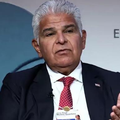 清算指令下达！撤出基建投资，掐断海运中转。当巴拿马运河畔的起重机被强行锁死，它锁